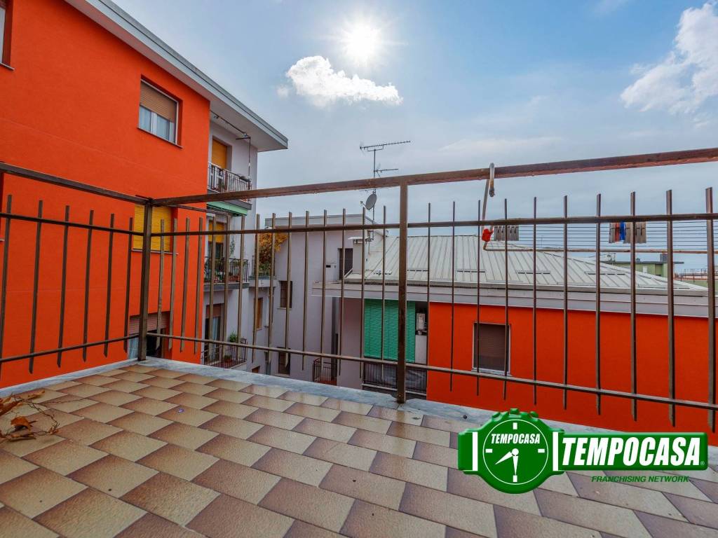 Appartamento a Cesano boscone in Via Milano - Foto 2