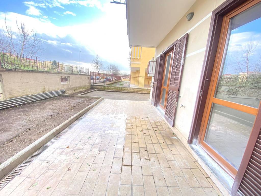 Appartamento a Aversa in Via Atellana - Foto 4