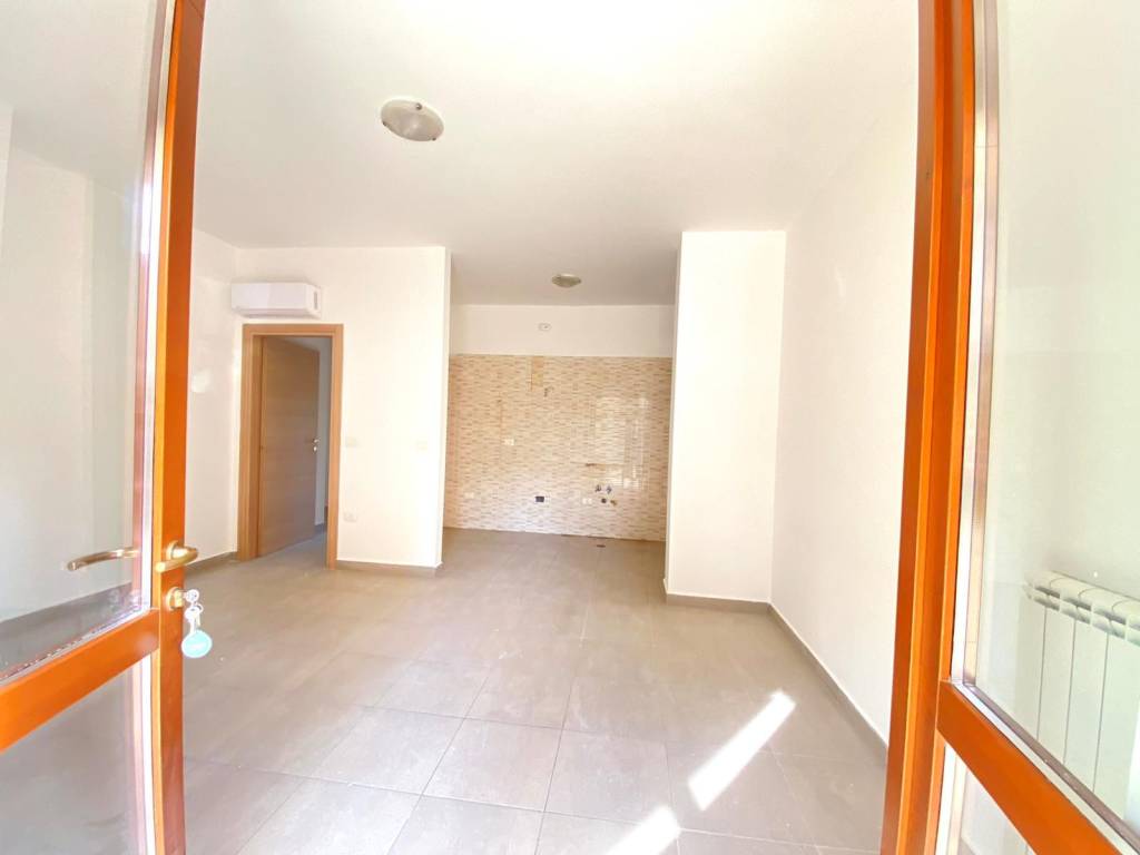 Appartamento a Aversa in Via Atellana - Foto 5