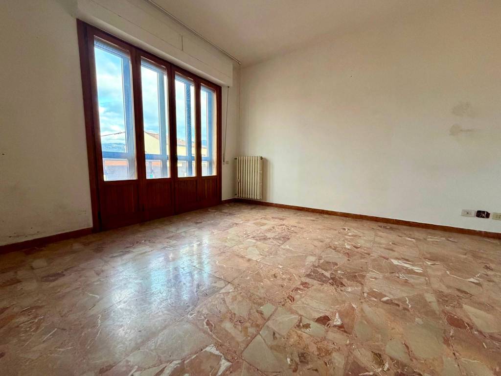 Appartamento a Prato in Via Podgora - Foto 2