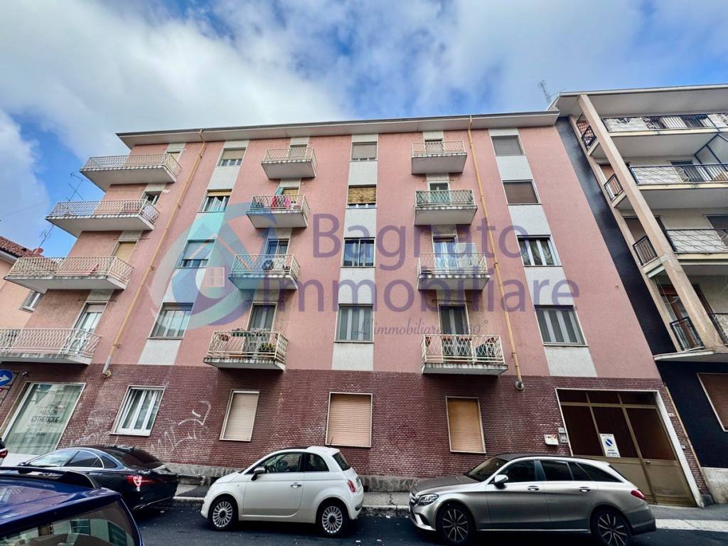 Appartamento a Novara in Via Luigi Orelli - Foto 2