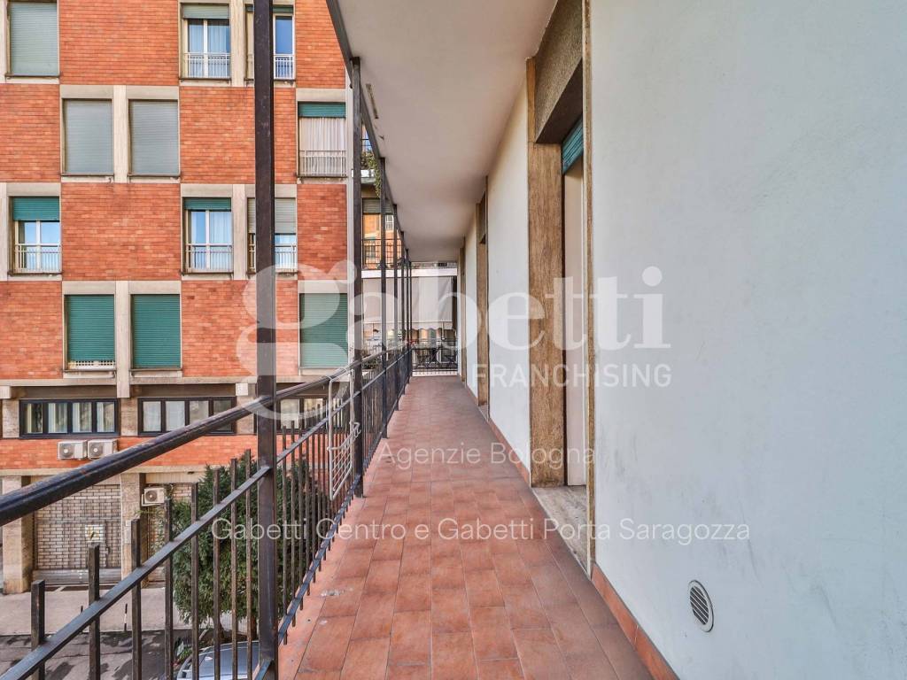Appartamento a Bologna in Via Iacopo Barozzi - Foto 2