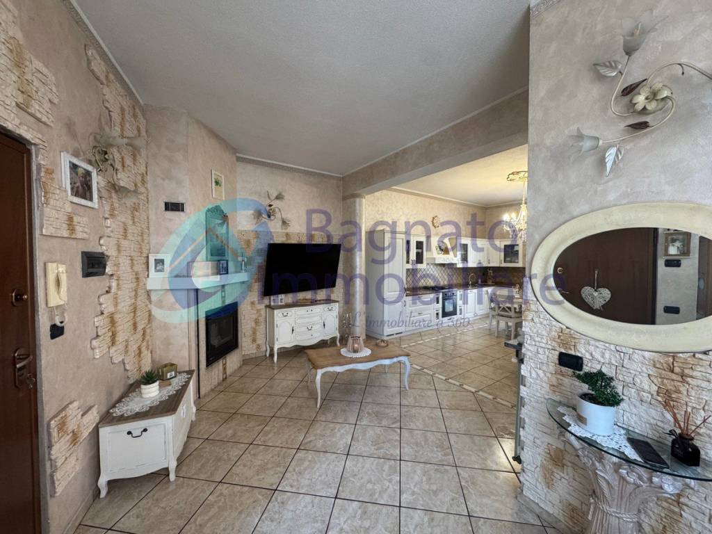 Villa a Novara in Via Melchiorre Langhi, 25 - Foto 4