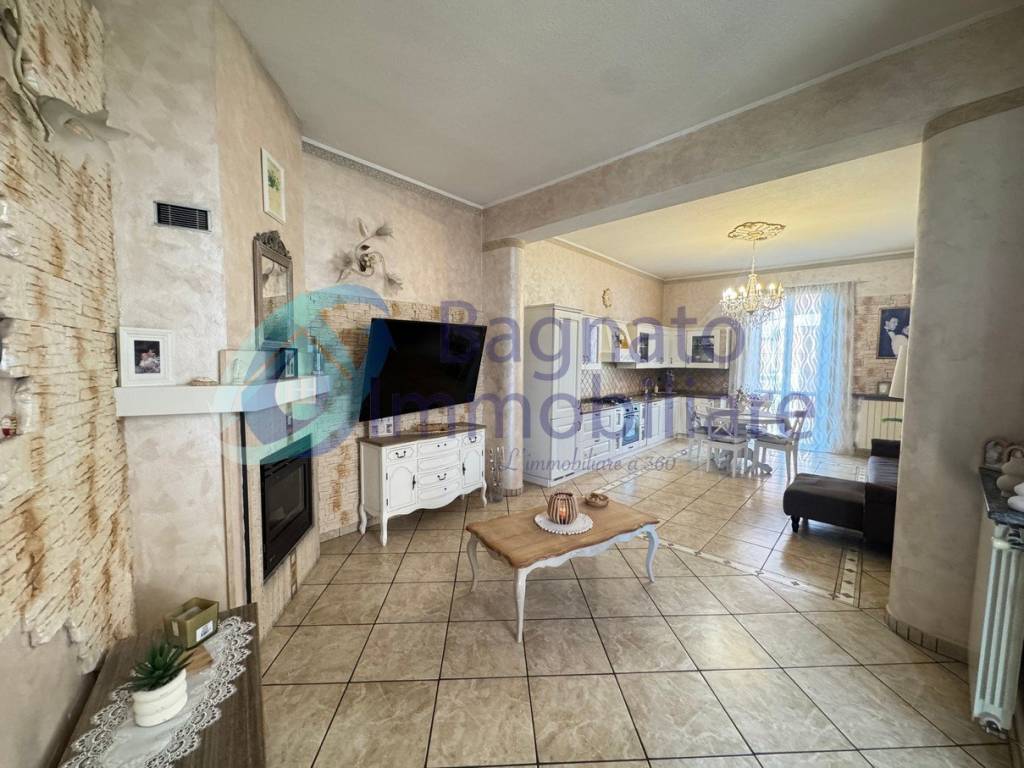 Villa a Novara in Via Melchiorre Langhi, 25 - Foto 5