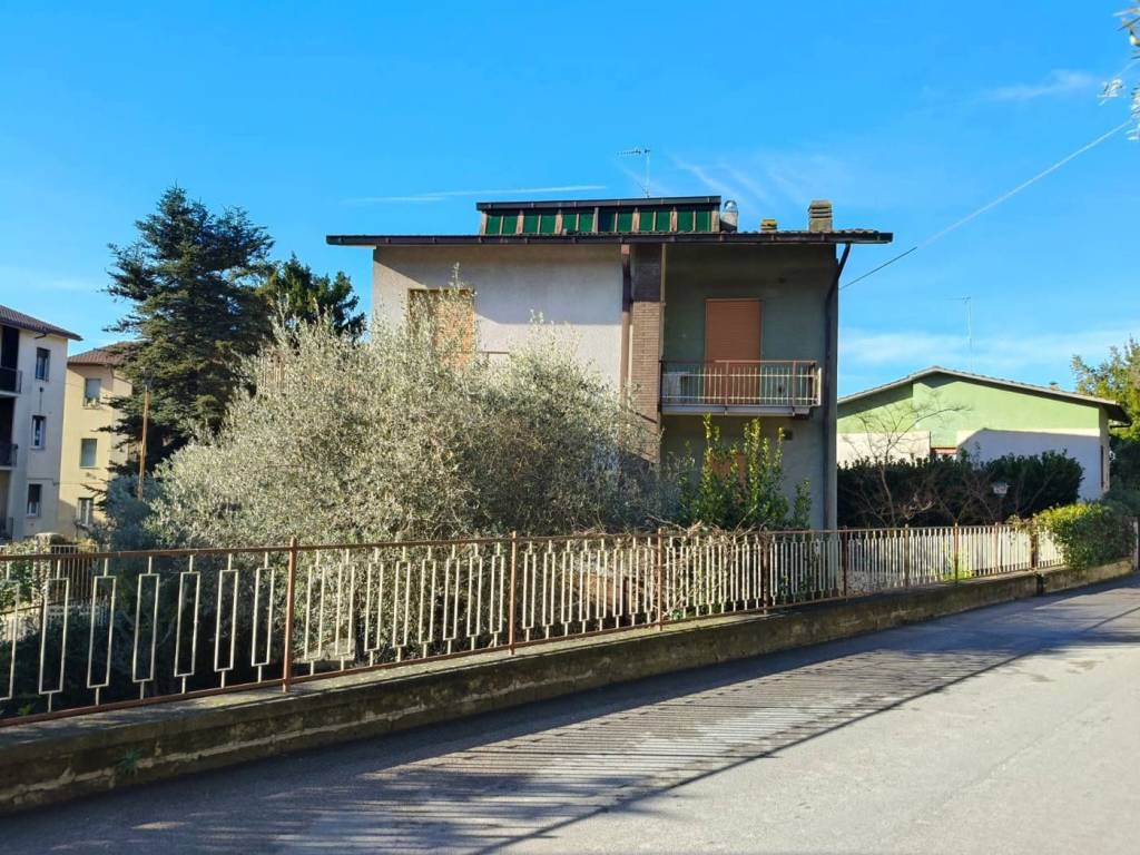 Villa a Amelia in Via A. Langer, snc - Foto 2