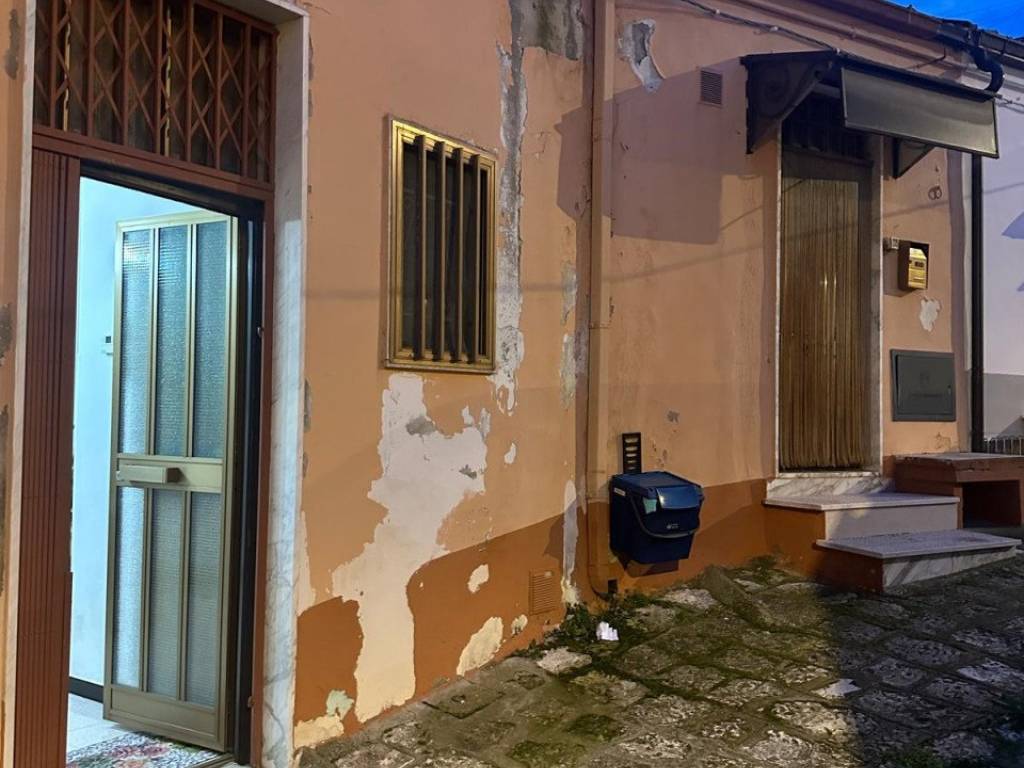 Casa indipendente a Miglionico in Largo Chiesa Madre - Foto 5