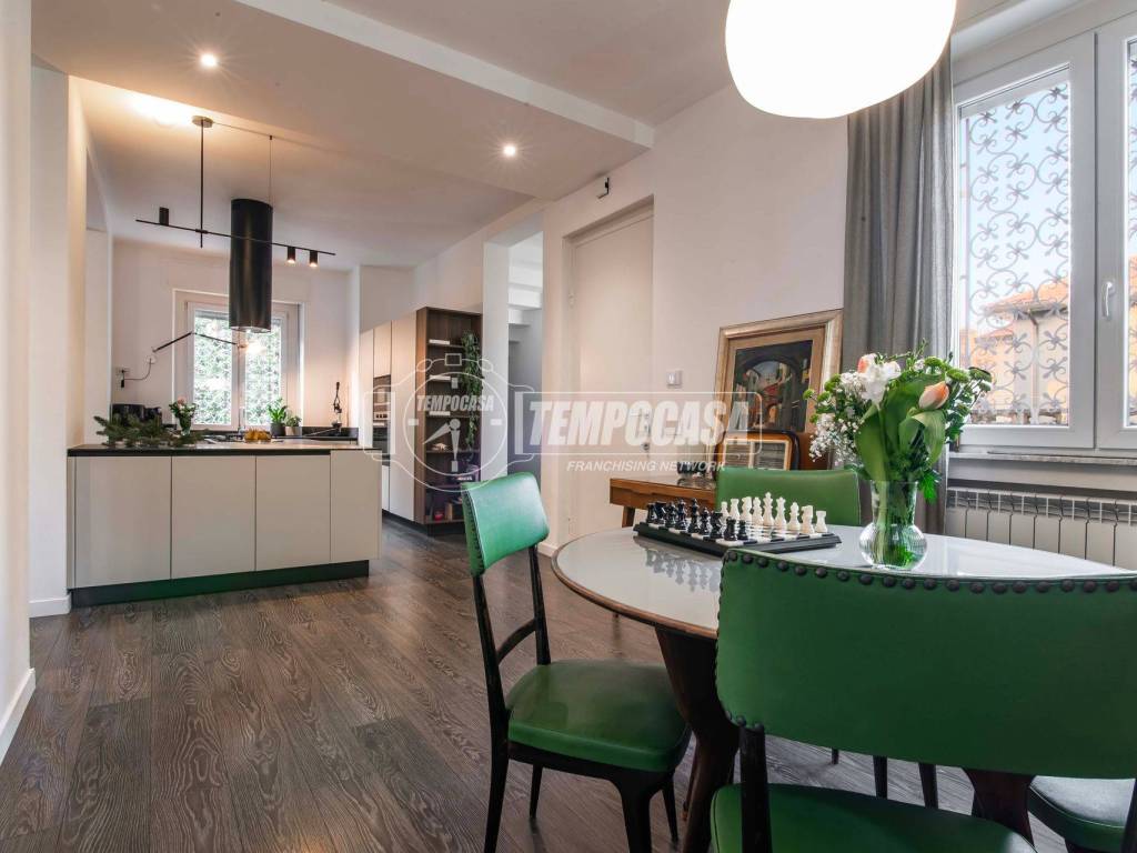 Villa a Saronno in Via Lecco 10 - Foto 3