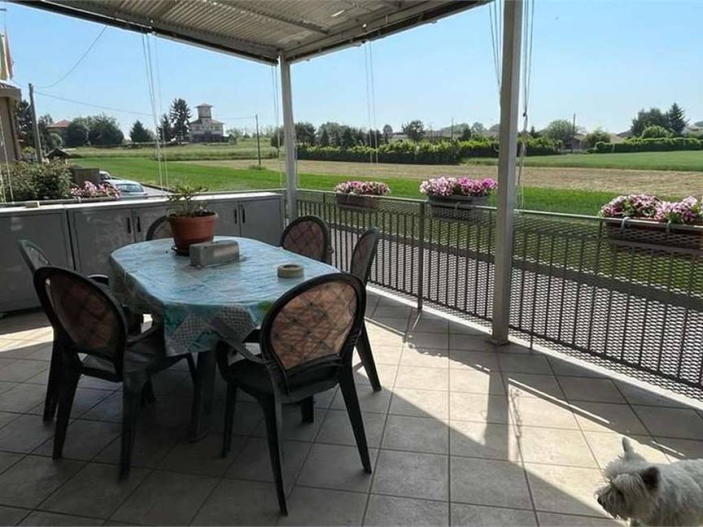 Appartamento a Oleggio - Foto 2