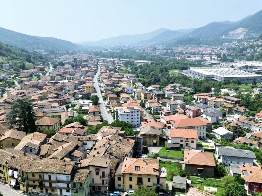 Villa a Pradalunga in Via Galosani - Foto 3