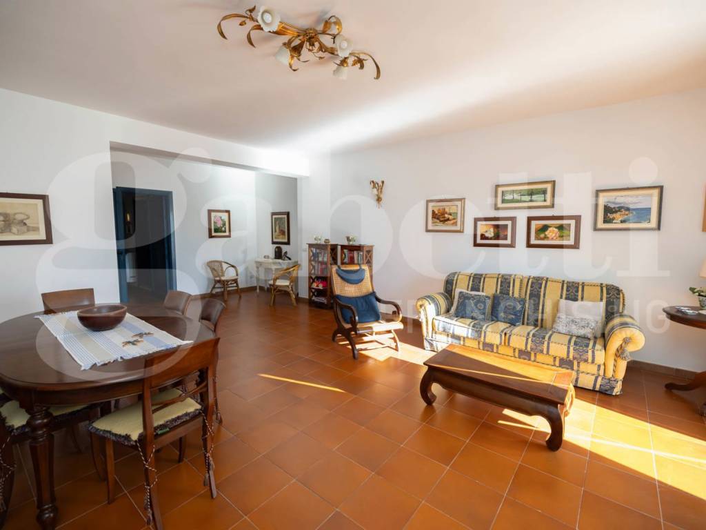 Casa indipendente a Ragusa in Piazza Duca degli Abruzzi, 13 - Foto 2
