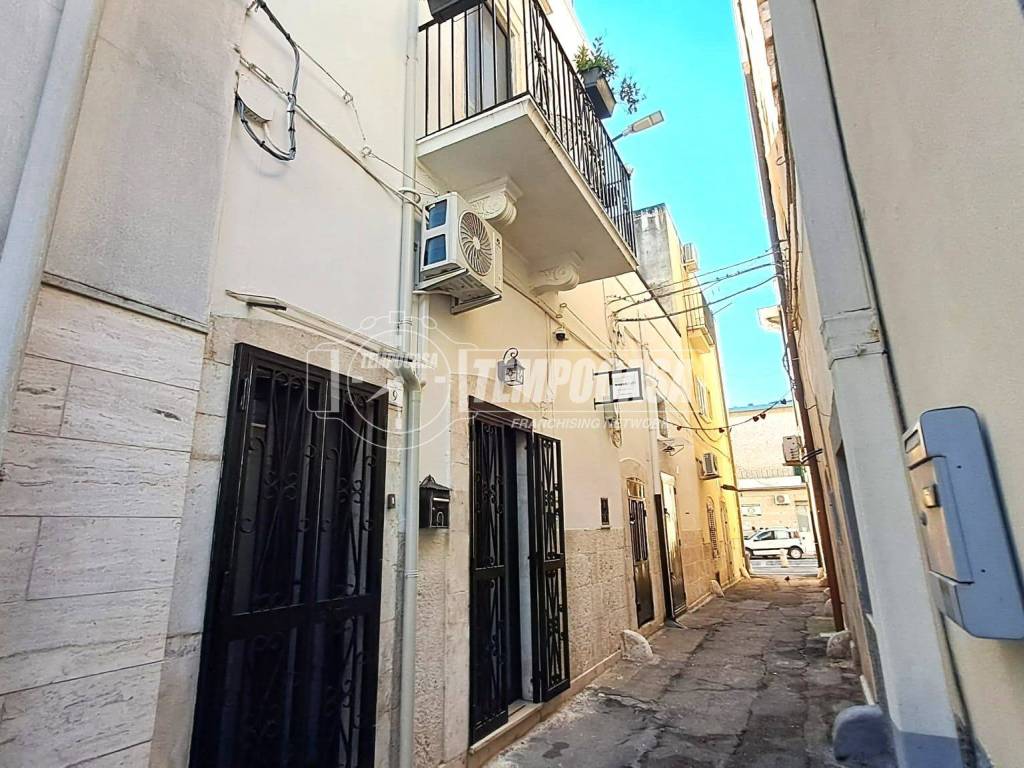 Casa indipendente a Adelfia in Via Don Cataldo 9/A - Foto 2