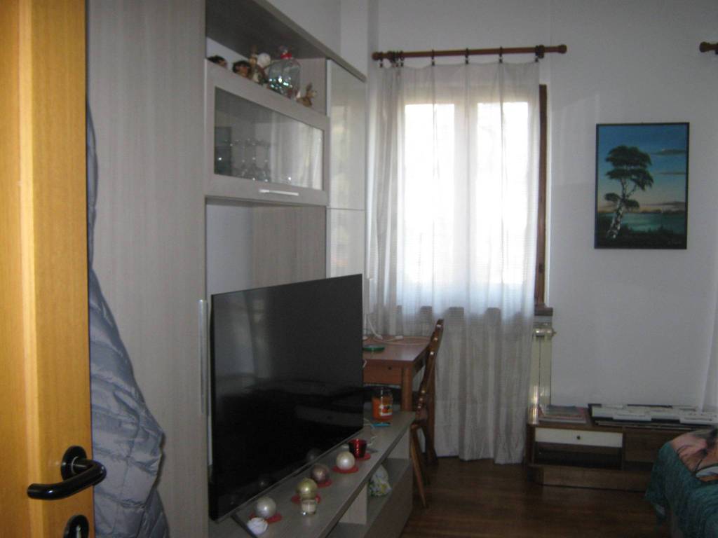 Appartamento a Besozzo in Via Milano, 2 - Foto 3