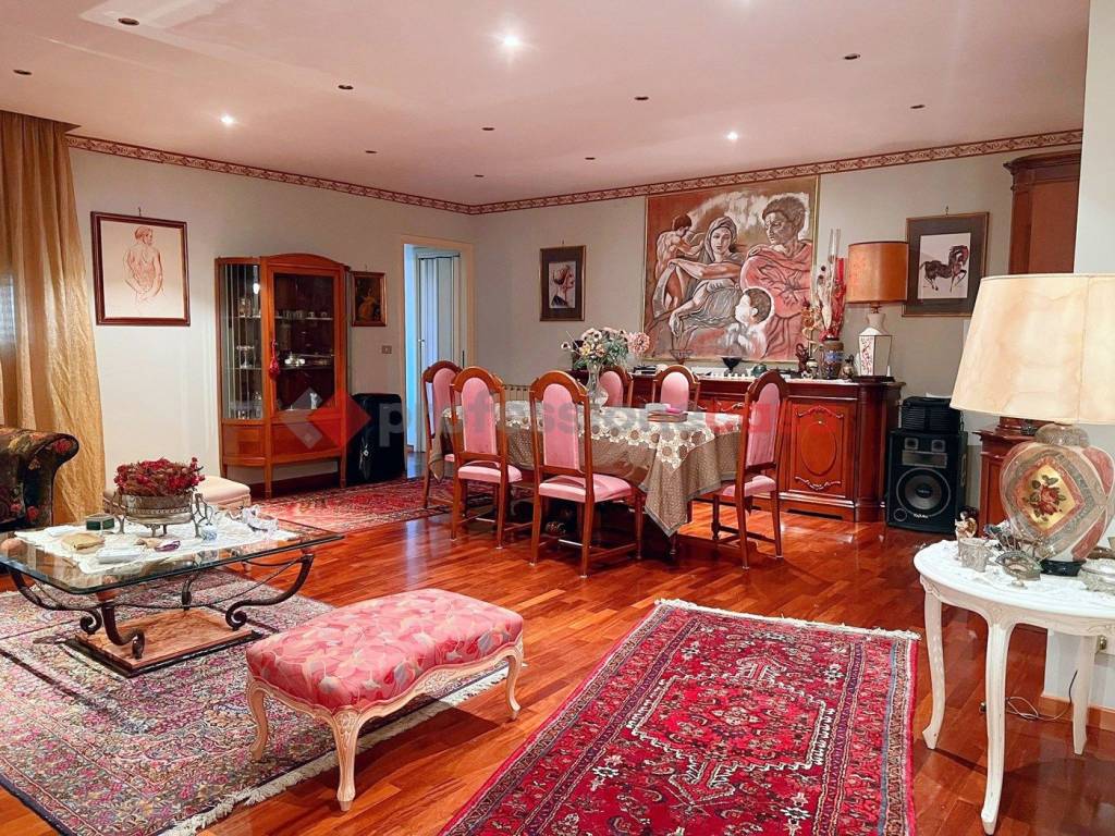 Appartamento a Gravina di catania in Via Vitaliano Brancati, 28 - Foto 2