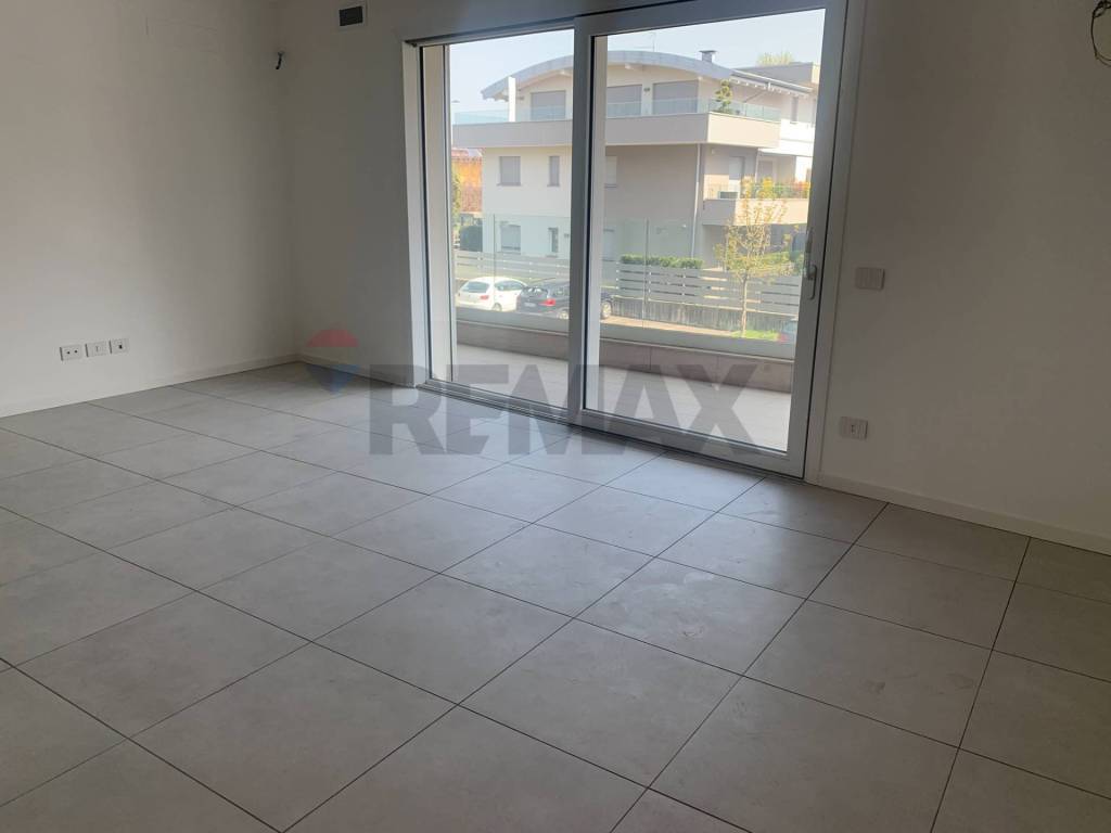 Appartamento a Dalmine in Via Bastone - Foto 4