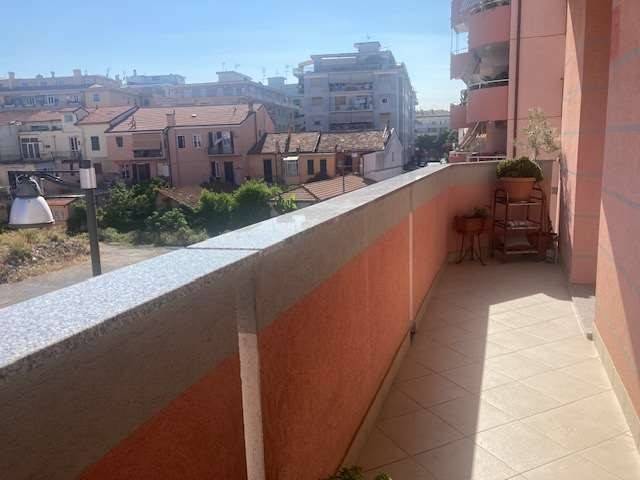 Appartamento a Albenga in Via Carloforte - Foto 2