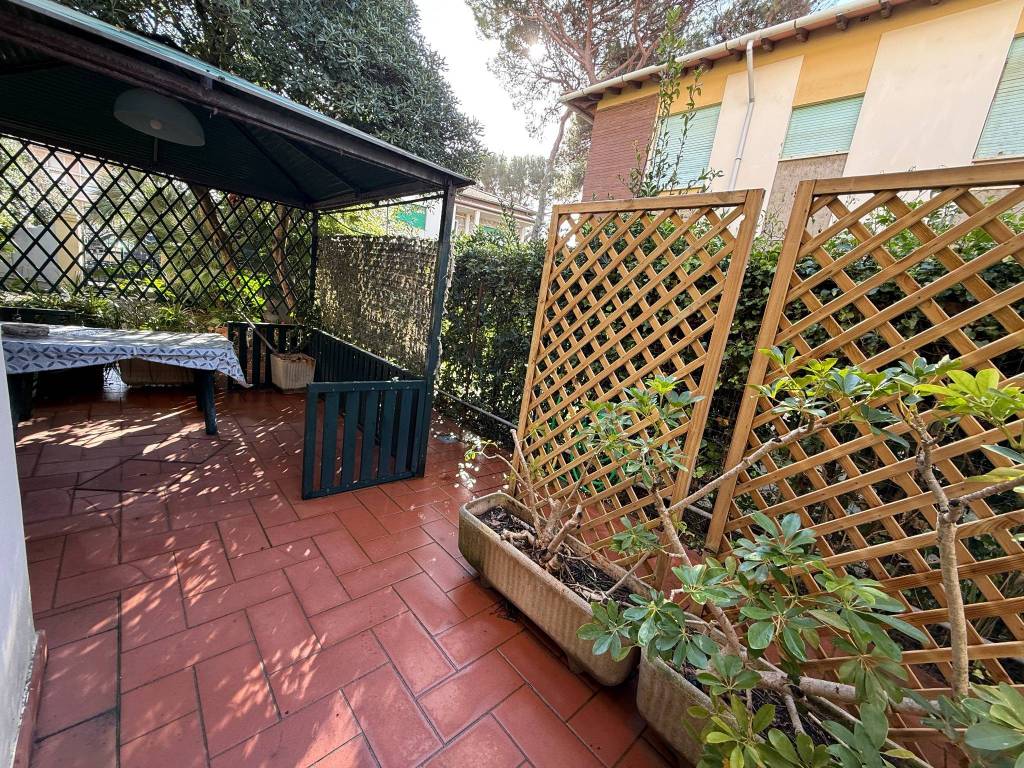 Villa a Rosignano marittimo in Via del Mare - Foto 2