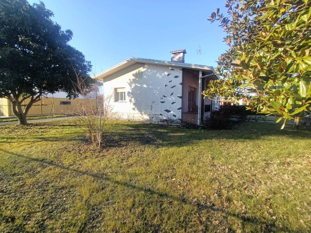 Villa a Fiume veneto in Via Silvio Pellico - Foto 2
