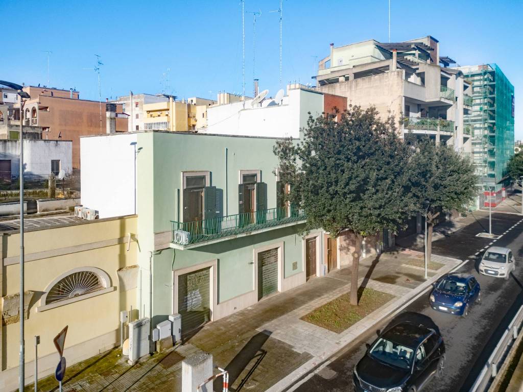 Villa a Lecce in Viale G. Leopardi, 161 - Foto 2