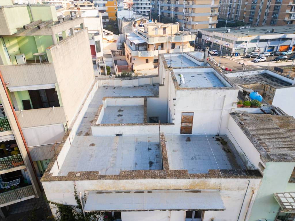 Villa a Lecce in Viale G. Leopardi, 161 - Foto 3