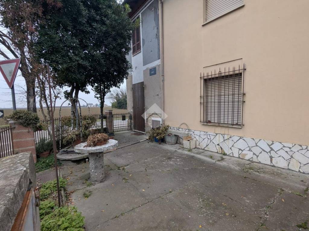 Casa indipendente a Ravenna in Via Chiesa, 2 - Foto 2