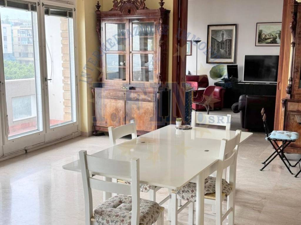 Appartamento a Catania in Piazza Nettuno - Foto 4