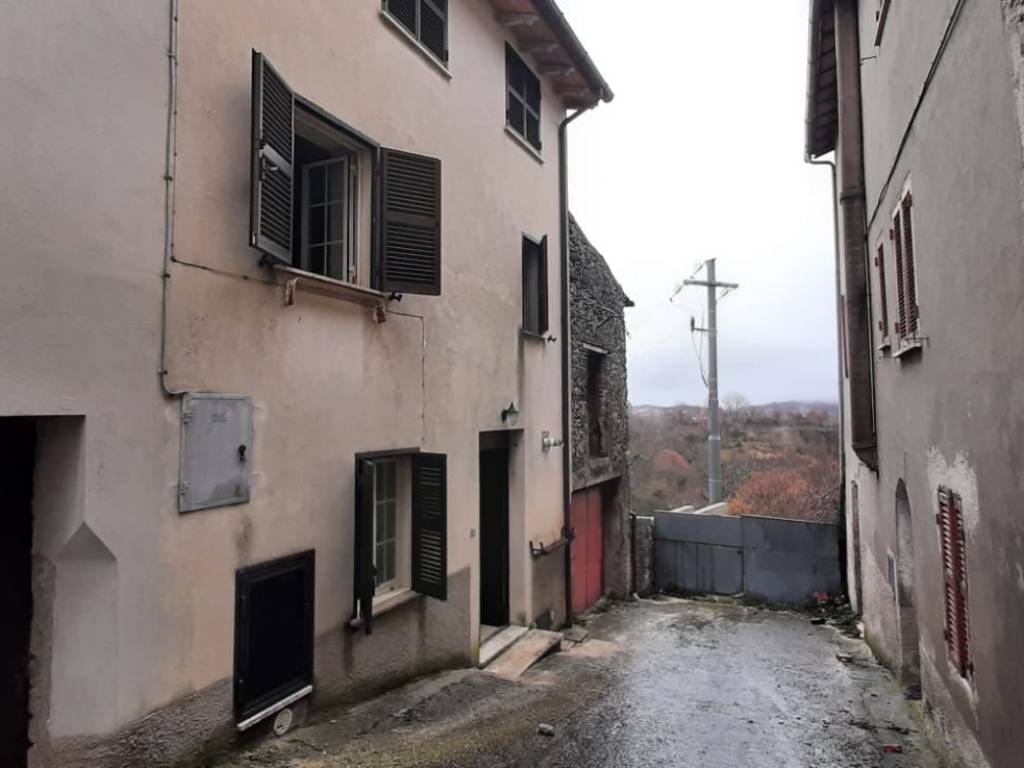 Casa indipendente a Longone sabino in Via Reatina, 8 - Foto 4