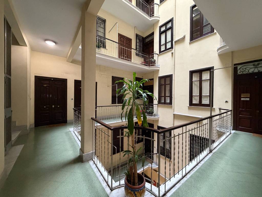 Appartamento a Salerno in Via dei Principati, 17 - Foto 2