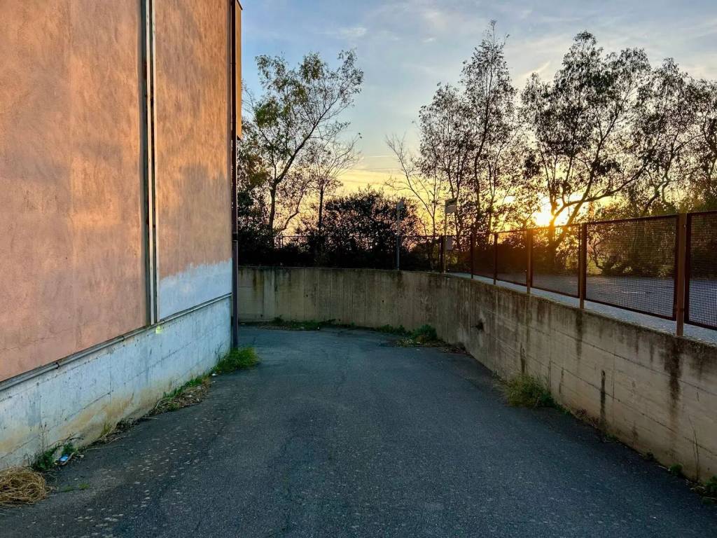 Box / garage a Civitavecchia in Via Paganini No Number - Foto 4