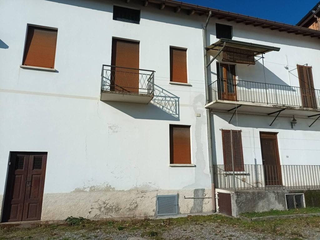 Appartamento a Induno olona in Via Bruno Jamoretti, 126 - Foto 2