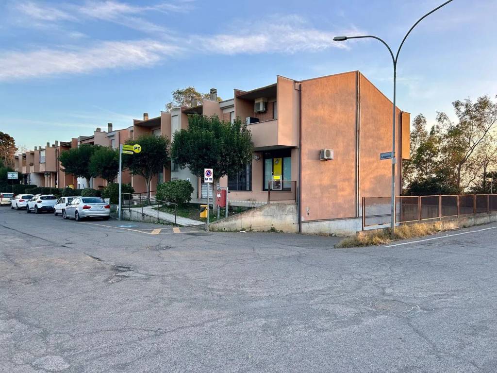 Box / garage a Civitavecchia in Via Paganini No Number - Foto 2