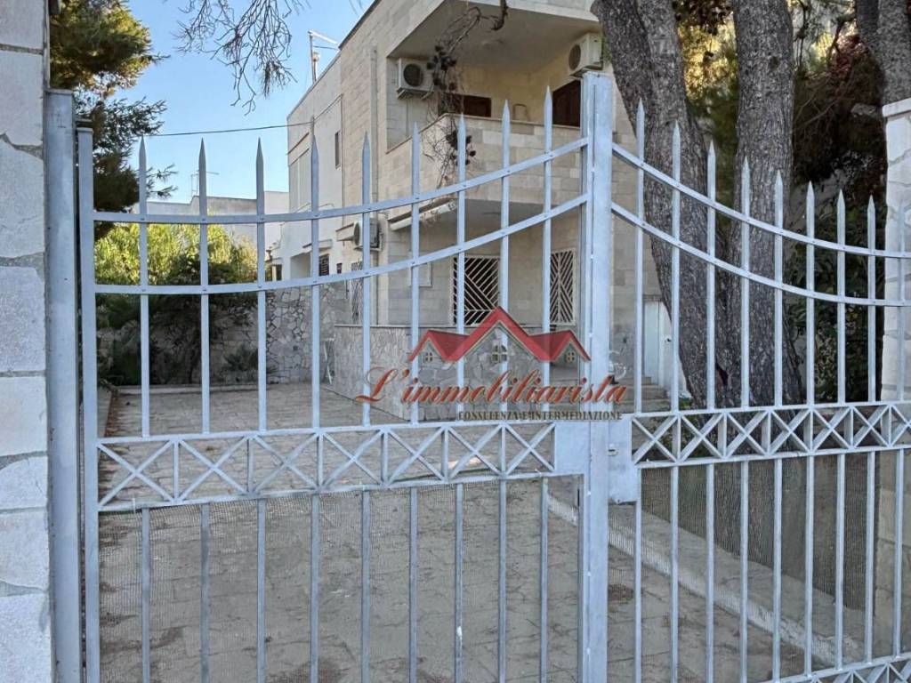 Villa a Carovigno in Via Platone - Foto 3