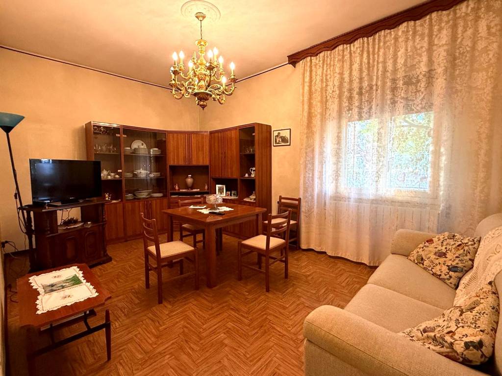 Appartamento a Rovigo in Viale Machiavelli, 16 - Foto 2