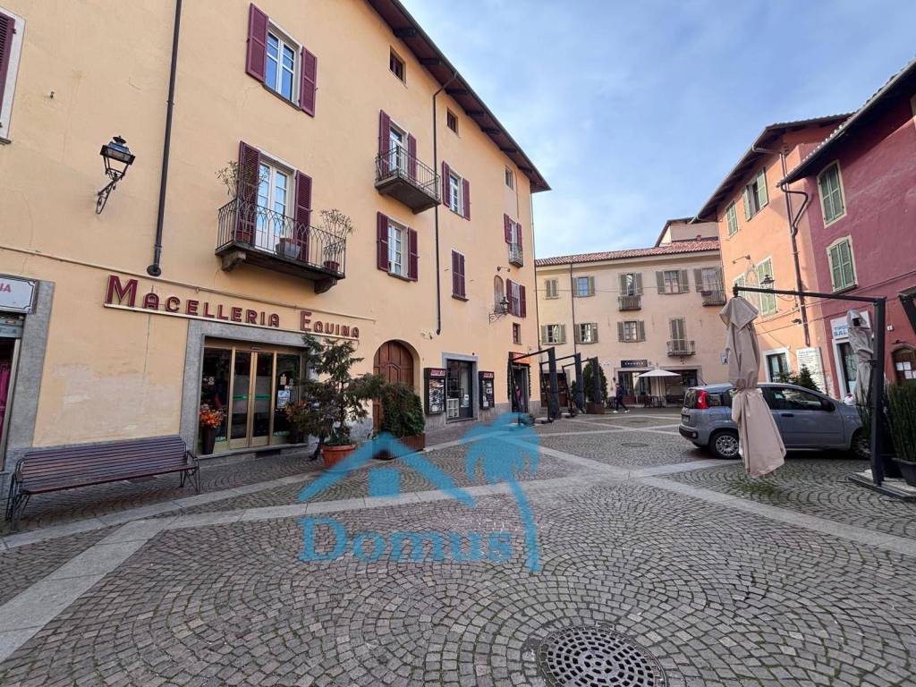 Immobile a Pinerolo in piazza verdi - Foto 2