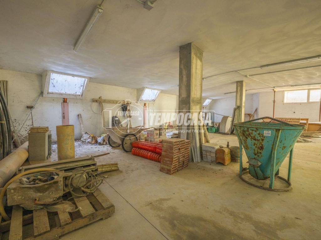 Immobile a Montecassiano in Via Alcide De Gasperi - Foto 2