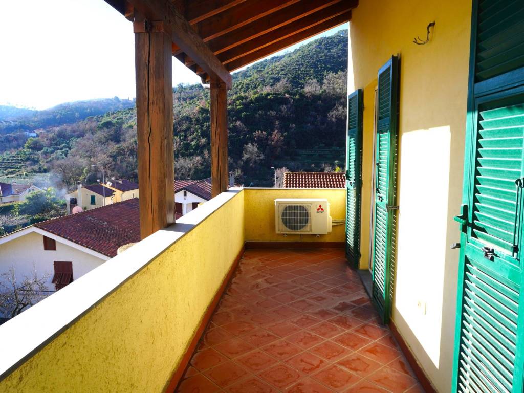 Appartamento a Tovo san giacomo in Via Giovan Battista Accame, 104 - Foto 3