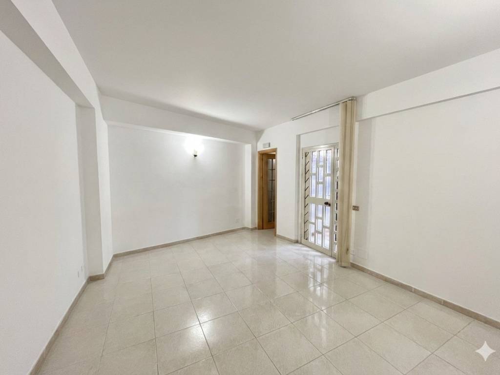 Appartamento a Ragusa in Via Benedetto Cairoli, 22 - Foto 3
