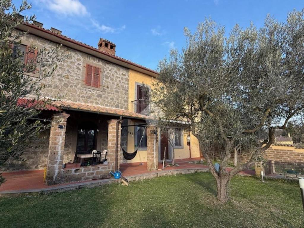 Villa a Montefiascone in Via Capobianco - Foto 3