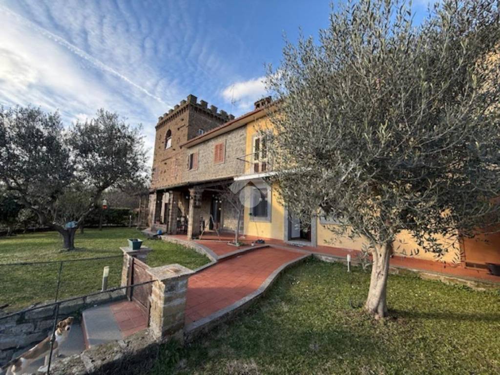 Villa a Montefiascone in Via Capobianco - Foto 4