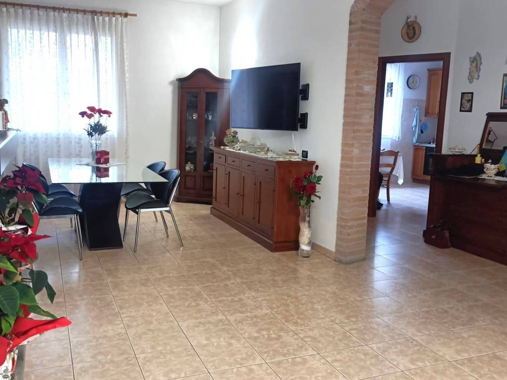 Villa a Ravenna in Via Romolo Zaccaroni - Foto 3