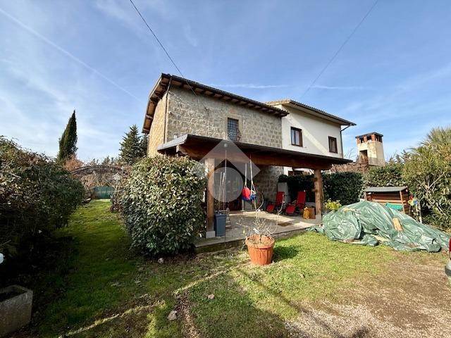 Villa a Montefiascone in Strada Cassia Nord - Foto 3