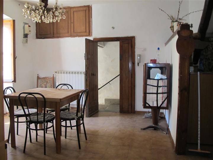 Appartamento a Viterbo in Via Zelli Pazzaglia, 6 - Foto 2