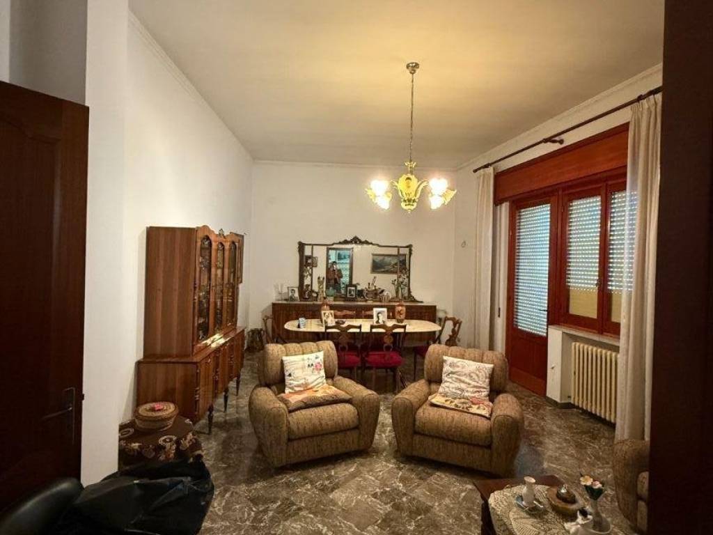 Appartamento a Carovigno in Via Generale Alfonso La Marmora, 18 - Foto 3