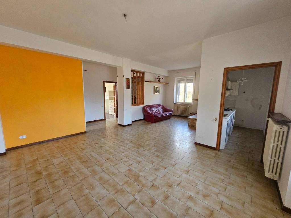 Appartamento a San severino marche in Via di Contro - Foto 5