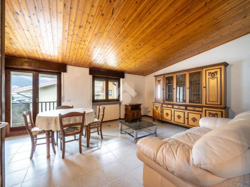 Appartamento a Badia calavena in Via Cesare Battisti, 12 - Foto 2