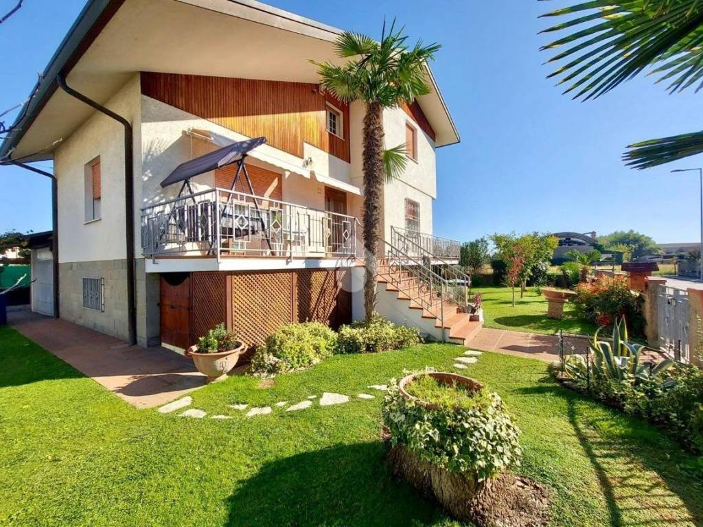 Villa a Alfonsine in Via umberto ricci, 13 - Foto 4