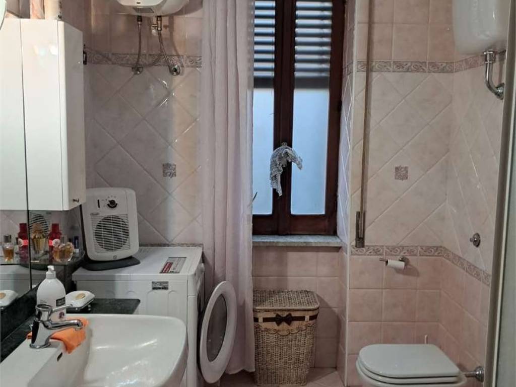 Palazzo / stabile a Sparanise in Via G. Merola - Foto 5