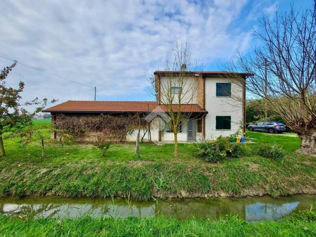 Villa a Ravenna in Via degli Argini, 30 - Foto 3