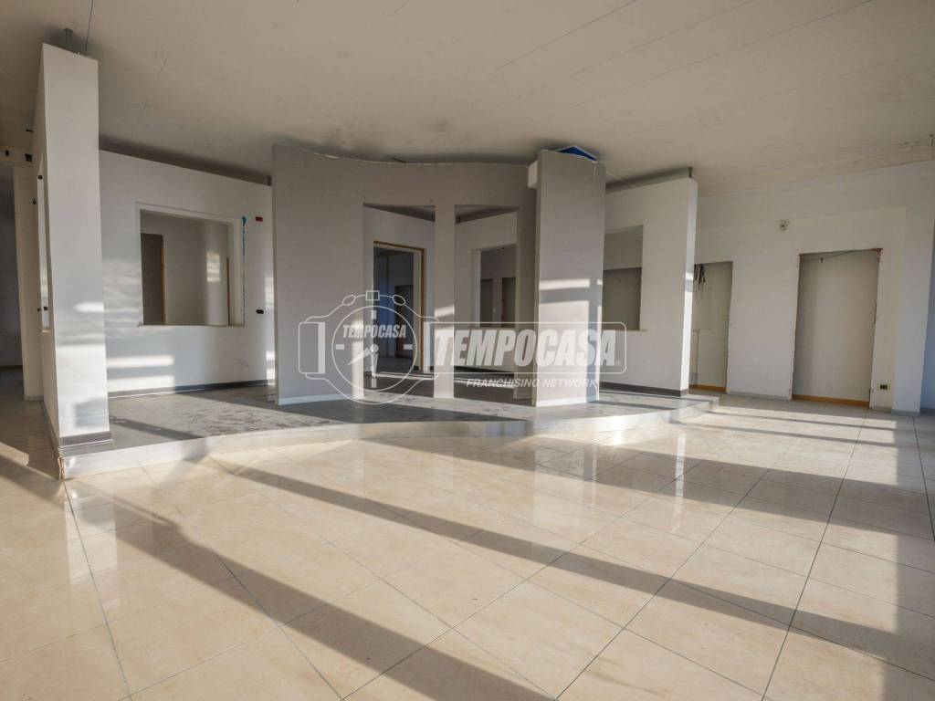 Immobile a Montecassiano in Via Alcide De Gasperi - Foto 2