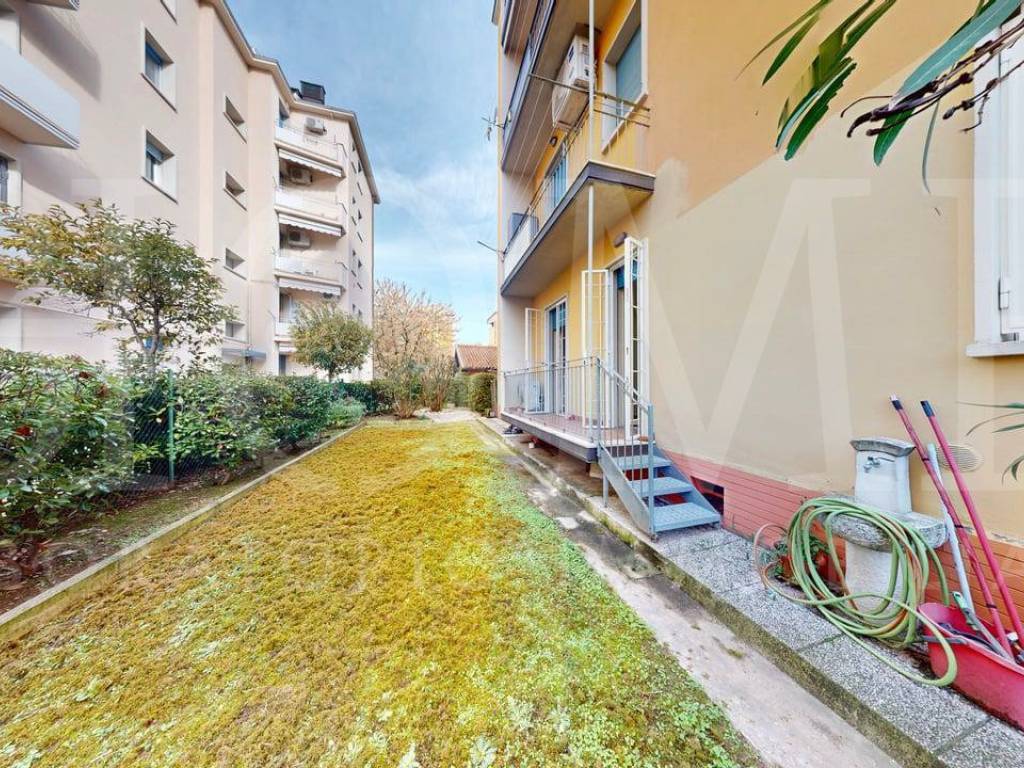 Appartamento a Bologna in Via Giovanni Duprè, 1 - Foto 2