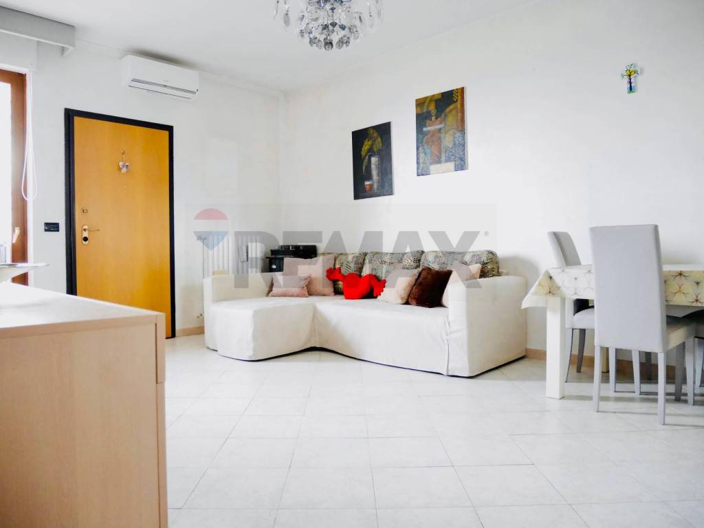 Appartamento a Cellamare in via G Di Vagno, 25 - Foto 2